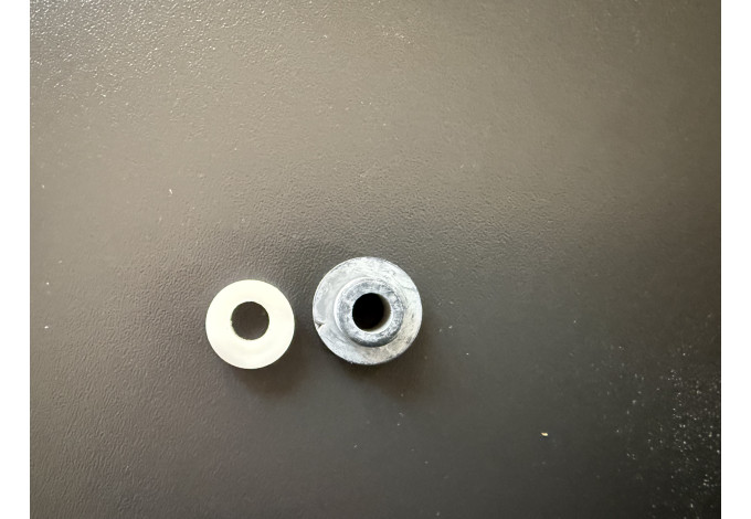 Tesnenie anódovej tyče pre závit M8 plast+ guma Tesnenie anódovej tyče pre závit M8 plast+ guma